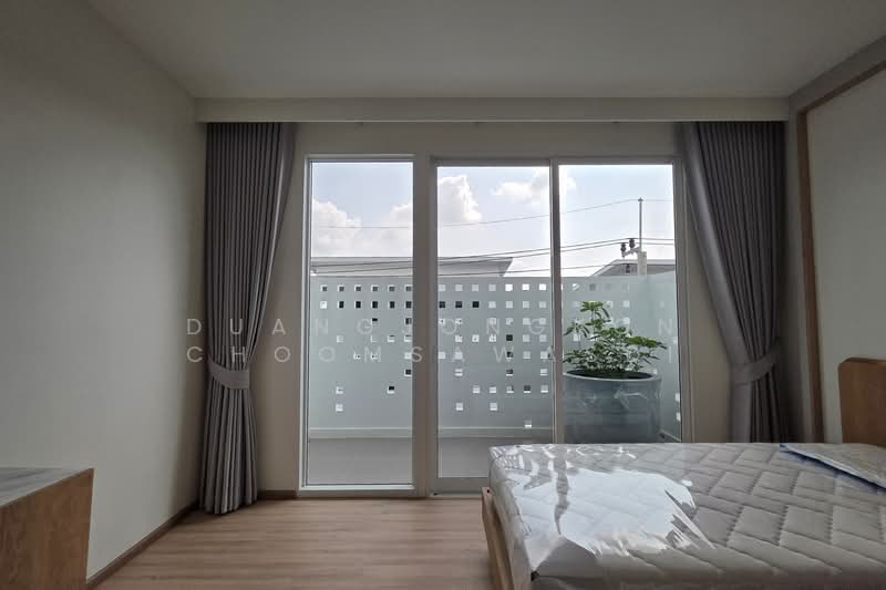 Nirvana Absolute Krungthep Kreetha, Bangkok, Soi Krungthep Kreetha B 5, Saphan Sung, Saphan Sung, Bangkok, 4 Bedrooms, 329 sqm, Single Detached House For Sale, by Duangjongkon Choomsawasdi, 500220007 - DDproperty.com