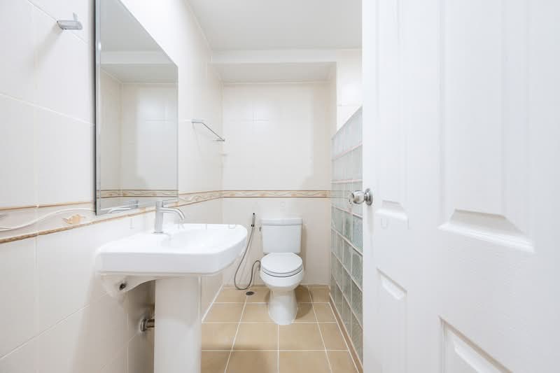 The Waterford Sukhumvit 50, Bangkok, 890 Soi Sukhumvit 50, Phra Kanong, Khlong Toei, Bangkok, Studio, 60 sqm, Condo For Sale, by Jirasate Lertdhirakul, 500220018 - DDproperty.com