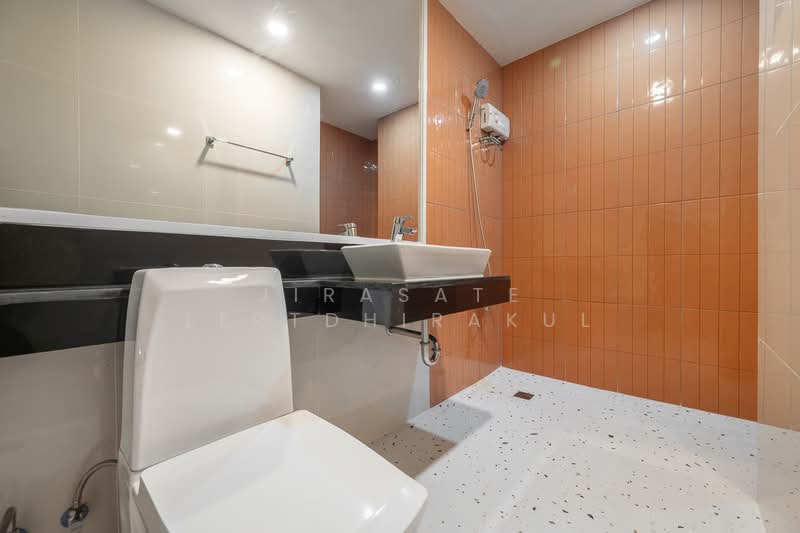 Bangkok Horizon Sathorn : แบงค์คอก ฮอไรซอน สาทร, กรุงเทพ, 14 ถนน นราธิวาสราชนครินทร์, ทุ่งวัดดอน, สาทร, กรุงเทพ, 43 ตร.ม., คอนโด ขาย, โดย Jirasate Lertdhirakul, 500220022 - DDproperty.com