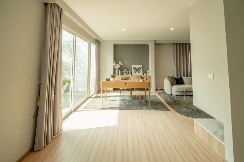 Nirvana Absolute Krungthep Kreetha, Bangkok, Soi Krungthep Kreetha B 5, Saphan Sung, Saphan Sung, Bangkok, 4 Bedrooms, 329 sqm, Single Detached House For Sale, by Duangjongkon Choomsawasdi, 500220031 - DDproperty.com