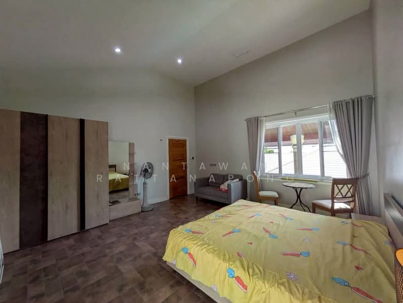 Private salt pool with mountain view just 10 minutes from Airport, Chiang Mai, ร้องเรือคำ, Pa Daet, Muang Chiang Mai, Chiang Mai, 4 Bedrooms, 350 sqm, Single Detached House For Sale, by Nantawan Rattanapong, 500220037 - DDproperty.com