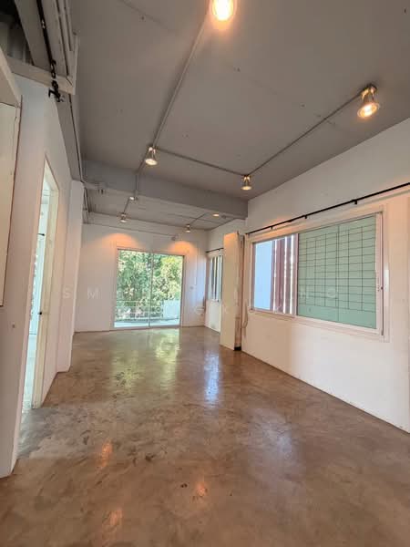 For Rent - Home Office Phetchaburi 47, Bangkok