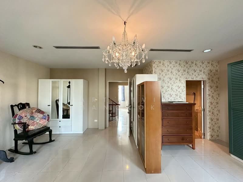 Townhouse in Thonglor, Bangkok, Khlong Tan Nua, Watthana, Bangkok, 4 Bedrooms, 380 sqm, Townhouse For Sale, by Smart Living Bangkok, 500220069 - DDproperty.com