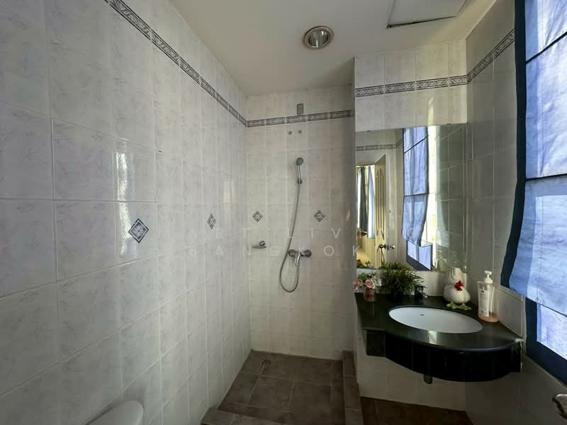 Townhouse in Thonglor, กรุงเทพ, คลองตันเหนือ, วัฒนา, กรุงเทพ, 380 ตร.ม., ทาวน์เฮ้าส์ ขาย, โดย Smart Living Bangkok, 500220069 - DDproperty.com