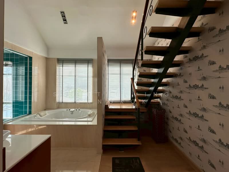 Townhouse in Thonglor, Bangkok, Khlong Tan Nua, Watthana, Bangkok, 4 Bedrooms, 380 sqm, Townhouse For Sale, by Smart Living Bangkok, 500220069 - DDproperty.com