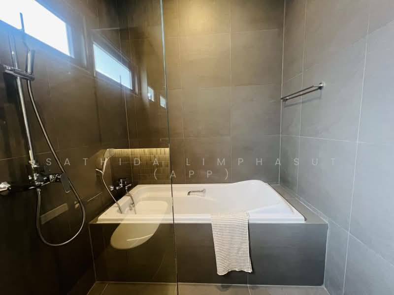 Panalee Banna Village, Chon Buri (Pattaya), Huai Yai, Bang Lamung (Pattaya), Chon Buri (Pattaya), 3 Bedrooms, 190 sqm, Single Detached House For Sale, by Sathida Limphasut (App), 500220091 - DDproperty.com