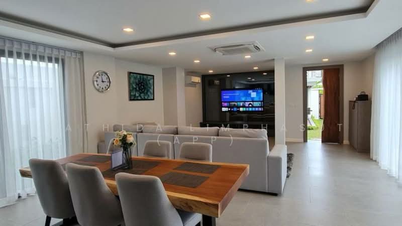 Serenity Jomtien Villas : เซเรนิตี้ จอมเทียน วิลล่า, ชลบุรี, หนองปรือ, บางละมุง, ชลบุรี, 300 ตร.ม., วิลล่า ขาย, โดย Sathida Limphasut (App), 500220118 - DDproperty.com