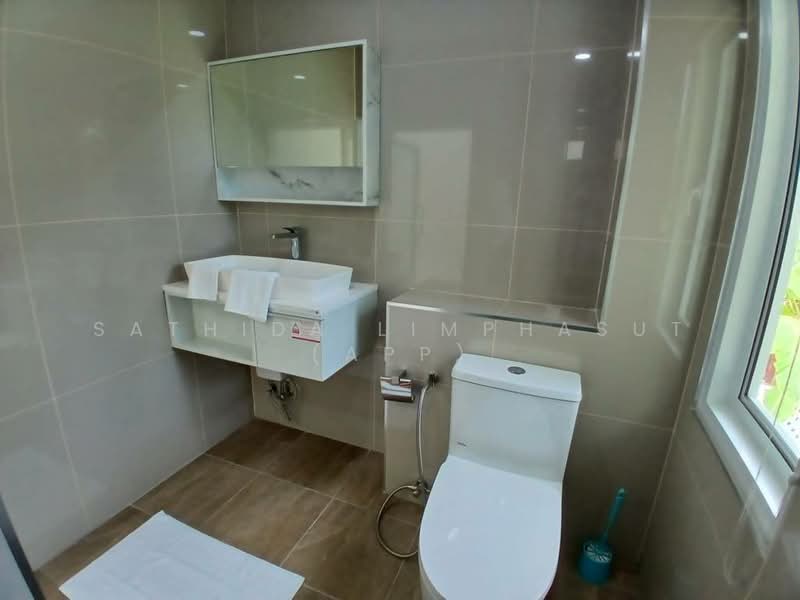 Phoenix Gold Golf & Country Club, Chon Buri (Pattaya), Huai Yai, Bang Lamung (Pattaya), Chon Buri (Pattaya), 5 Bedrooms, 678 sqm, Villa For Rent, by Sathida Limphasut (App), 500220121 - DDproperty.com