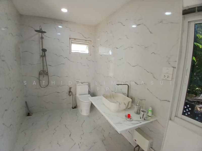 Phoenix Gold Golf & Country Club, Chon Buri (Pattaya), Huai Yai, Bang Lamung (Pattaya), Chon Buri (Pattaya), 5 Bedrooms, 678 sqm, Villa For Rent, by Sathida Limphasut (App), 500220121 - DDproperty.com