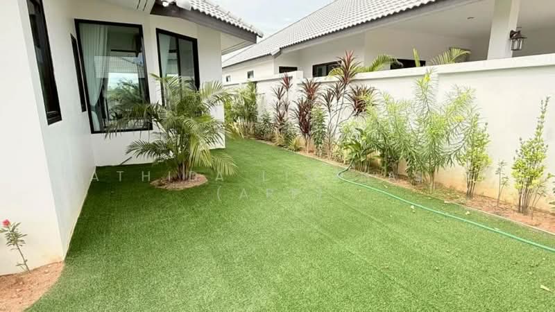 Nibbana Shade, Chon Buri (Pattaya), No. 95/274 Village No. 13, Phatthanakan Road, Nong Pru, Bang Lamung (Pattaya), Chon Buri (Pattaya), 3 Bedrooms, 185 sqm, Single Detached House For Sale, by Sathida Limphasut (App), 500220123 - DDproperty.com