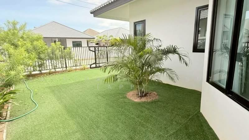 Nibbana Shade, Chon Buri (Pattaya), No. 95/274 Village No. 13, Phatthanakan Road, Nong Pru, Bang Lamung (Pattaya), Chon Buri (Pattaya), 3 Bedrooms, 185 sqm, Single Detached House For Sale, by Sathida Limphasut (App), 500220123 - DDproperty.com