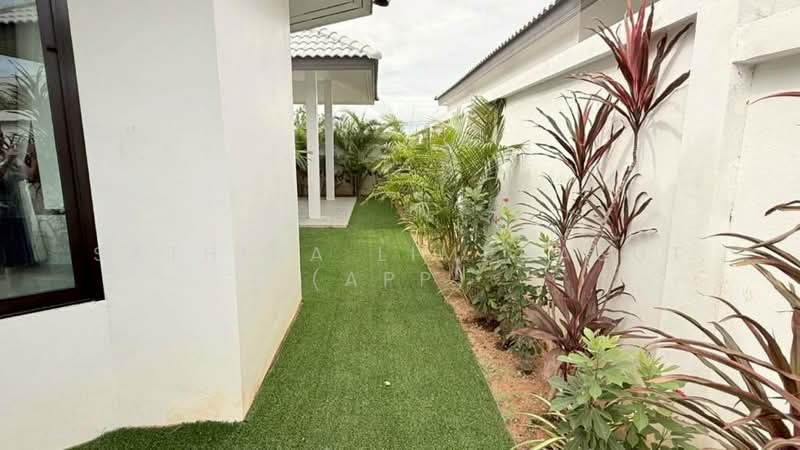 Nibbana Shade, Chon Buri (Pattaya), No. 95/274 Village No. 13, Phatthanakan Road, Nong Pru, Bang Lamung (Pattaya), Chon Buri (Pattaya), 3 Bedrooms, 185 sqm, Single Detached House For Sale, by Sathida Limphasut (App), 500220123 - DDproperty.com