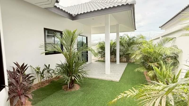 Nibbana Shade, Chon Buri (Pattaya), No. 95/274 Village No. 13, Phatthanakan Road, Nong Pru, Bang Lamung (Pattaya), Chon Buri (Pattaya), 3 Bedrooms, 185 sqm, Single Detached House For Sale, by Sathida Limphasut (App), 500220123 - DDproperty.com