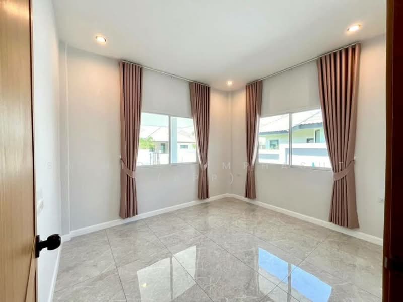 Nibbana Shade, Chon Buri (Pattaya), No. 95/274 Village No. 13, Phatthanakan Road, Nong Pru, Bang Lamung (Pattaya), Chon Buri (Pattaya), 3 Bedrooms, 162 sqm, Single Detached House For Sale, by Sathida Limphasut (App), 500220124 - DDproperty.com