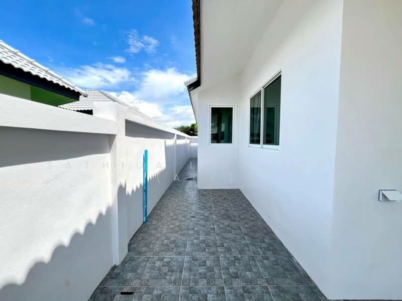 Nibbana Shade, Chon Buri (Pattaya), No. 95/274 Village No. 13, Phatthanakan Road, Nong Pru, Bang Lamung (Pattaya), Chon Buri (Pattaya), 3 Bedrooms, 162 sqm, Single Detached House For Sale, by Sathida Limphasut (App), 500220124 - DDproperty.com