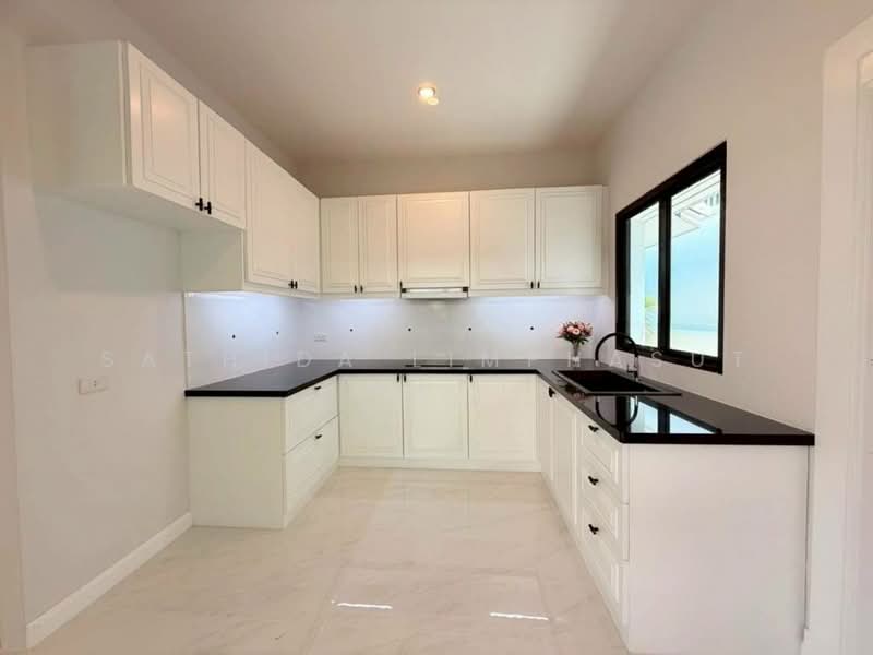 Nibbana Shade, Chon Buri (Pattaya), No. 95/274 Village No. 13, Phatthanakan Road, Nong Pru, Bang Lamung (Pattaya), Chon Buri (Pattaya), 3 Bedrooms, 191 sqm, Single Detached House For Sale, by Sathida Limphasut (App), 500220128 - DDproperty.com