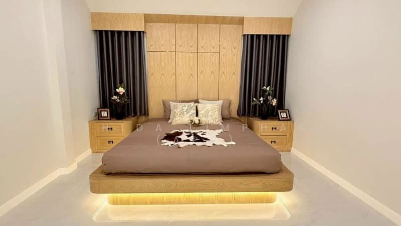 Nibbana Shade, Chon Buri (Pattaya), No. 95/274 Village No. 13, Phatthanakan Road, Nong Pru, Bang Lamung (Pattaya), Chon Buri (Pattaya), 3 Bedrooms, 191 sqm, Single Detached House For Sale, by Sathida Limphasut (App), 500220128 - DDproperty.com