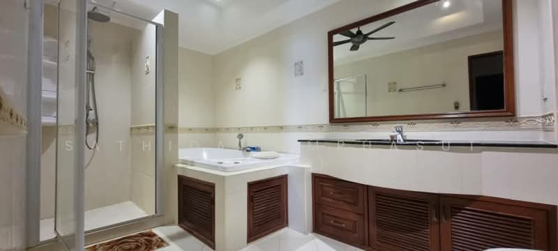 View Talay 3 Condominium Pratumnak, Chon Buri (Pattaya), 6 พระตำหนัก, Nong Pru, Bang Lamung (Pattaya), Chon Buri (Pattaya), 2 Bedrooms, 137 sqm, Condo For Sale, by Sathida Limphasut (App), 500220134 - DDproperty.com