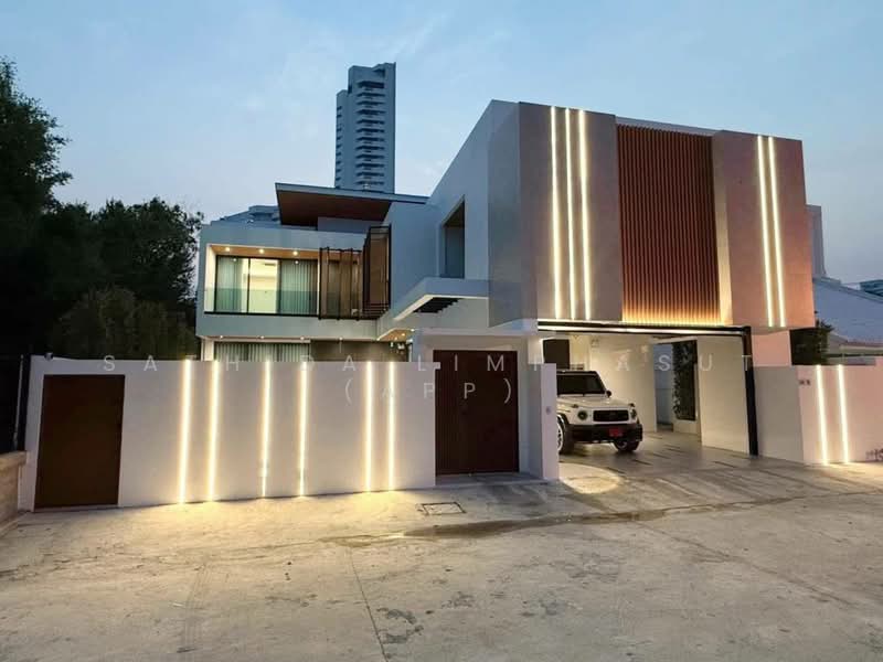 Jomtien Beach Paradise, Chon Buri (Pattaya), 1 Chom Thian 15 Alley, Na Kloe, Bang Lamung (Pattaya), Chon Buri (Pattaya), 4 Bedrooms, 311 sqm, Villa For Rent, by Sathida Limphasut (App), 500220135 - DDproperty.com
