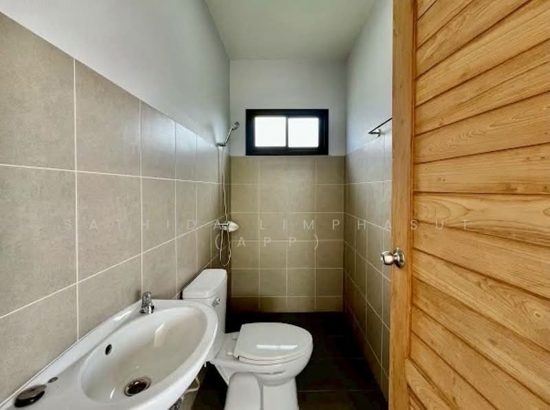 Baan Pattaya 6 : บ้าน พัทยา 6, ชลบุรี, ห้วยใหญ่, บางละมุง, ชลบุรี, 464 ตร.ม., วิลล่า ขาย, โดย Sathida Limphasut (App), 500220138 - DDproperty.com