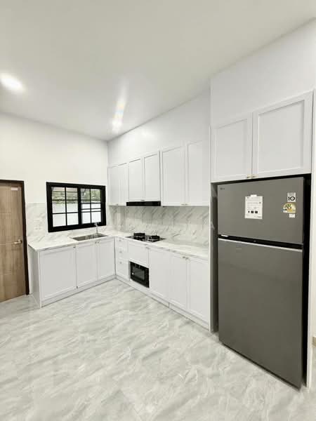 Paradise Hill 2, Chon Buri (Pattaya), Soi Bun Samphan 9, Nong Pru, Bang Lamung (Pattaya), Chon Buri (Pattaya), 4 Bedrooms, 170 sqm, Single Detached House For Sale, by Sathida Limphasut (App), 500220140 - DDproperty.com