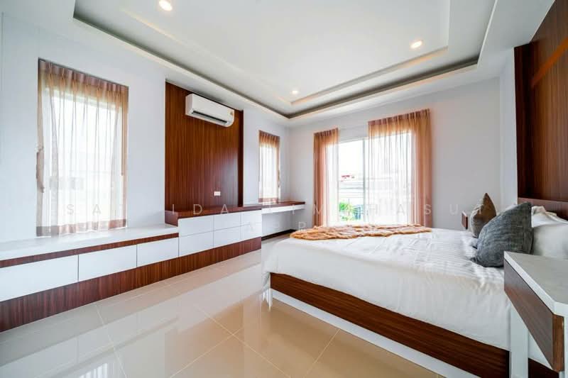 Suksabai Villa, Chon Buri (Pattaya), Soi Suksabai Villa, Bang Lamung, Bang Lamung (Pattaya), Chon Buri (Pattaya), 5 Bedrooms, 280 sqm, Villa For Sale, by Sathida Limphasut (App), 500220154 - DDproperty.com
