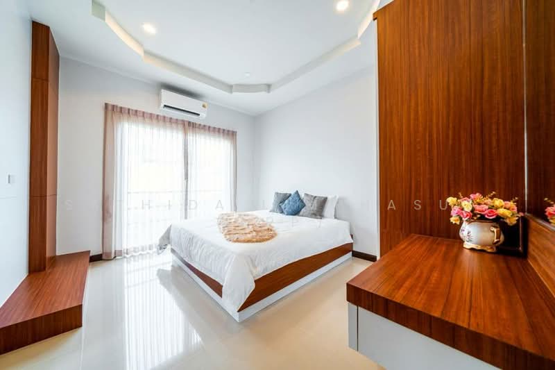 Suksabai Villa, Chon Buri (Pattaya), Soi Suksabai Villa, Bang Lamung, Bang Lamung (Pattaya), Chon Buri (Pattaya), 5 Bedrooms, 280 sqm, Villa For Sale, by Sathida Limphasut (App), 500220154 - DDproperty.com