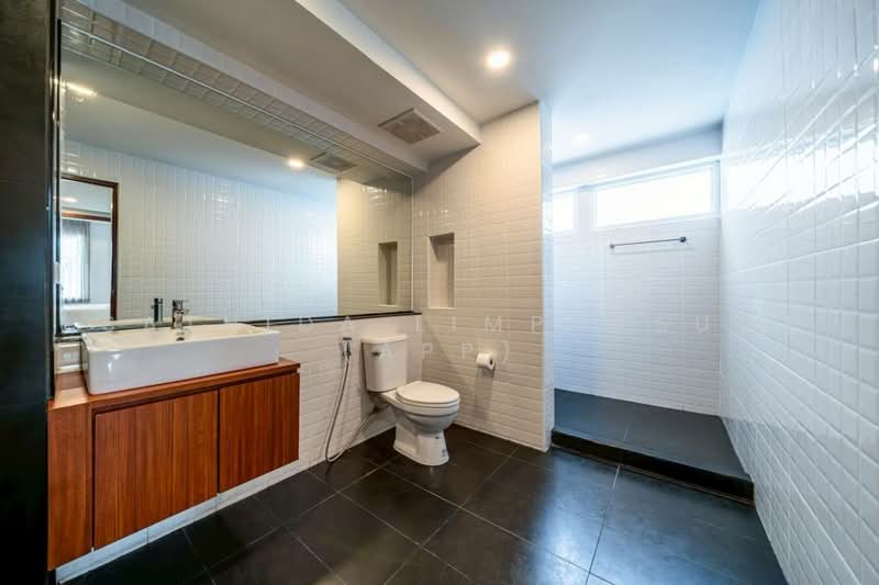 Suksabai Villa, Chon Buri (Pattaya), Soi Suksabai Villa, Bang Lamung, Bang Lamung (Pattaya), Chon Buri (Pattaya), 5 Bedrooms, 280 sqm, Villa For Sale, by Sathida Limphasut (App), 500220154 - DDproperty.com