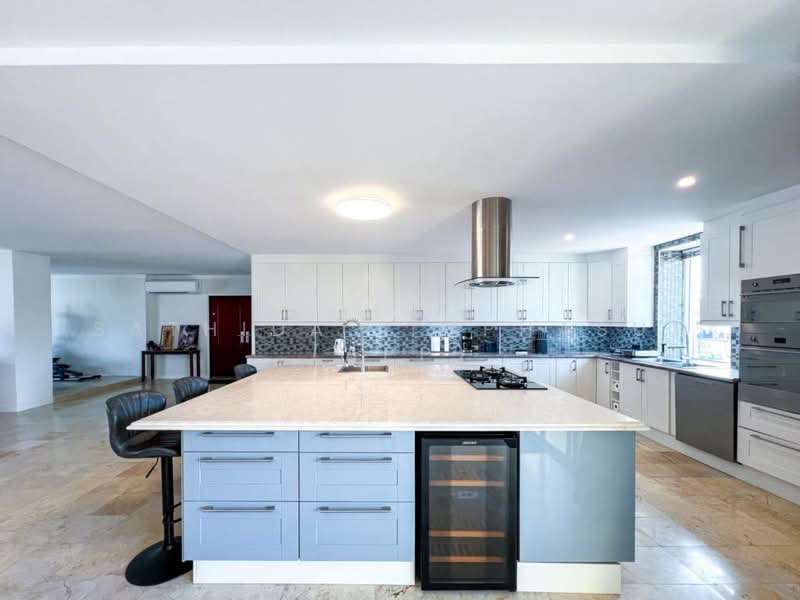 The Bay View Condominium, Chon Buri (Pattaya), Soi Phra Tam Nak 4, Phra Tam Nak Road, Bang Lamung, Bang Lamung (Pattaya), Chon Buri (Pattaya), 5 Bedrooms, 454 sqm, Condo For Sale, by Sathida Limphasut (App), 500220165 - DDproperty.com