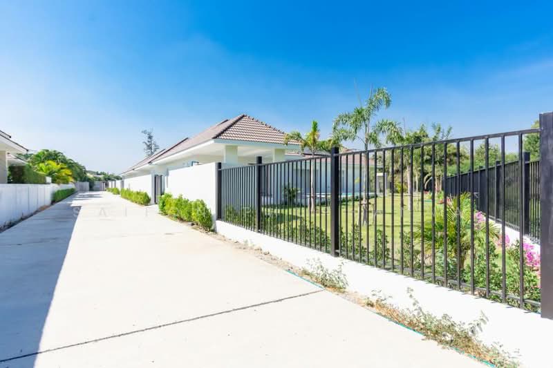 Woodlands Residences, Prachuap Khiri Khan, Thap Tai, Hua Hin, Prachuap Khiri Khan, 3 Bedrooms, 287 sqm, Villa For Sale, by Saifon Phuphanna, 500220199 - DDproperty.com