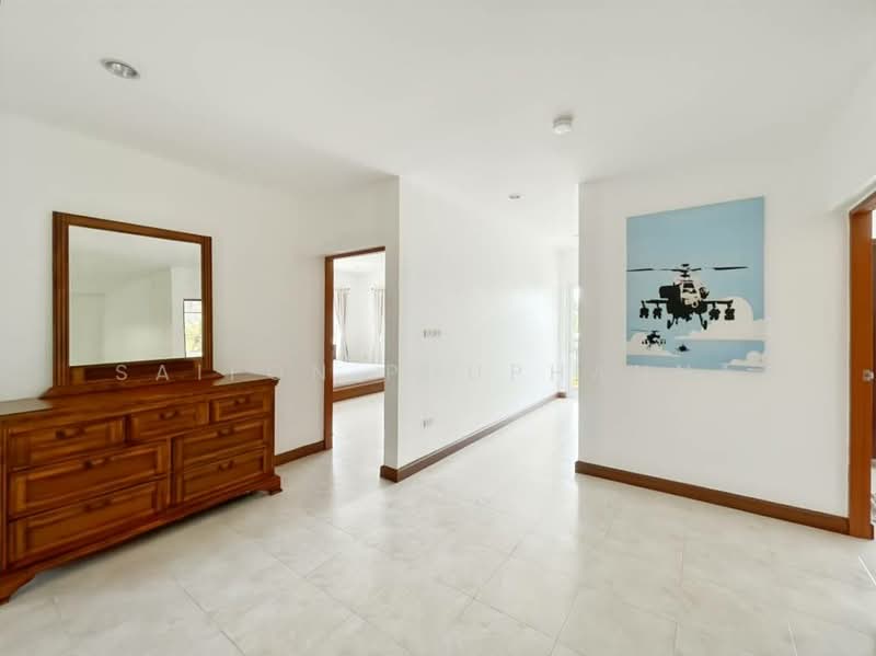 Hua Hin Sea View Paradise, Prachuap Khiri Khan, 12 Takiap Road, Nong Kae, Hua Hin, Prachuap Khiri Khan, 5 Bedrooms, 350 sqm, Villa For Rent, by Saifon Phuphanna, 500220223 - DDproperty.com