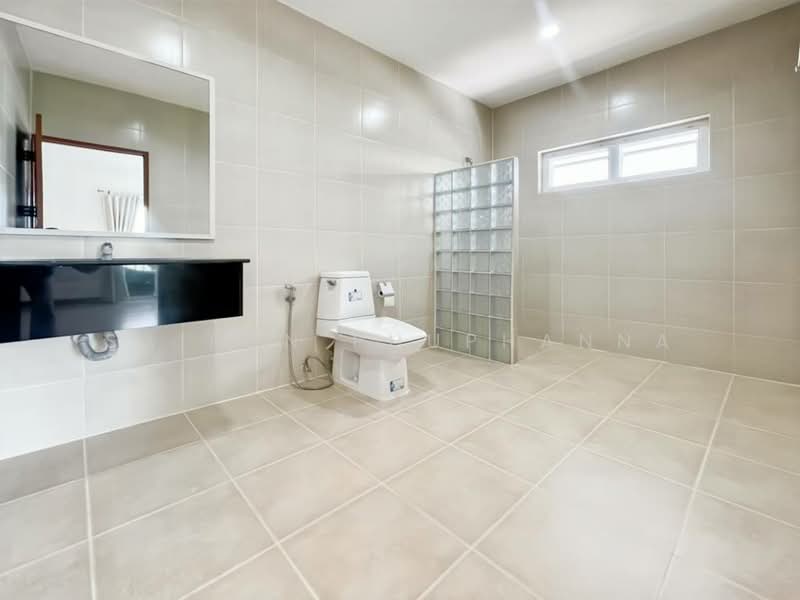 Hua Hin Sea View Paradise, Prachuap Khiri Khan, 12 Takiap Road, Nong Kae, Hua Hin, Prachuap Khiri Khan, 5 Bedrooms, 350 sqm, Villa For Rent, by Saifon Phuphanna, 500220223 - DDproperty.com