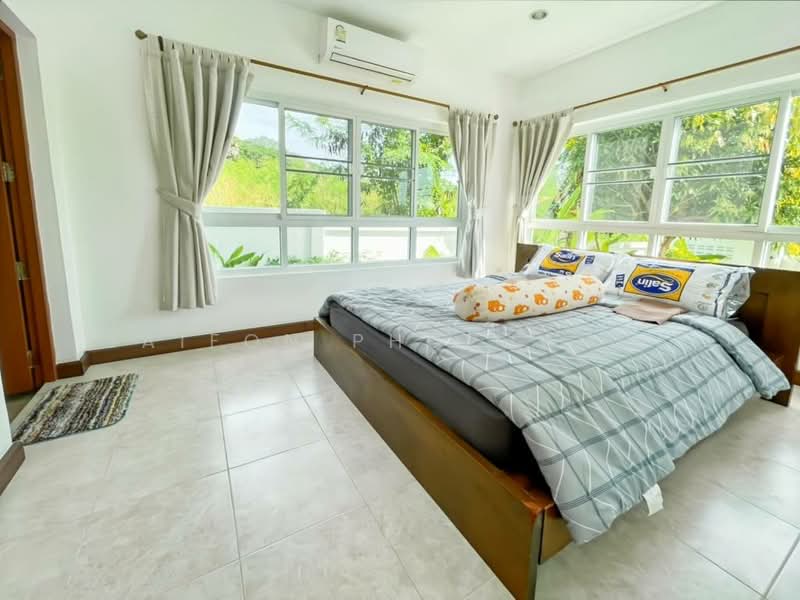 Hua Hin Sea View Paradise, Prachuap Khiri Khan, 12 Takiap Road, Nong Kae, Hua Hin, Prachuap Khiri Khan, 5 Bedrooms, 350 sqm, Villa For Rent, by Saifon Phuphanna, 500220223 - DDproperty.com
