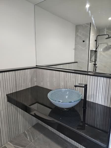 อาคารพาณิชย์ 3 คูหา ใกล้ The Street, Bangkok, Huai Khwang, Huai Khwang, Bangkok, , 552 sqm, Shophouse For Sale, by Nissita Jitreengam, 500220232 - DDproperty.com