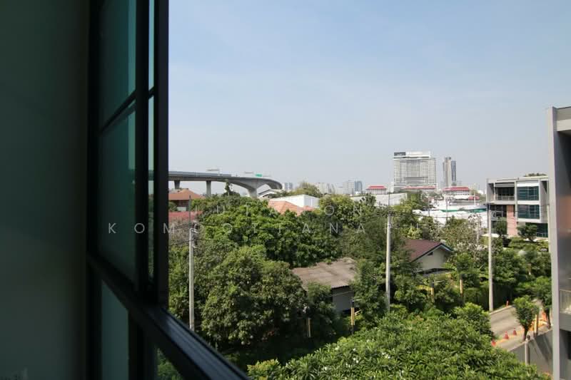 ขายทาวน์โฮม 4 ชั้น หลังมุม โครงการสิริ สแควร์ เจริญกรุง ทำเลดี เดินทางสะดวก, Bangkok, Bang Kho Laem, Bang Kho Laem, Bangkok, 3 Bedrooms, 284 sqm, Townhouse For Sale, by Jutanon Komoottanaruk, 500220308 - DDproperty.com