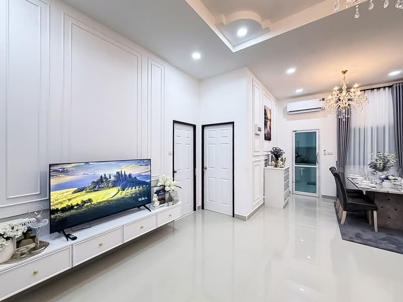 บ้านเดี่ยว เขาน้อย พัทยาตะวันออก ขาย 2 ห้องนอน พร้อมอยู่ เฟอร์ครบ, ชลบุรี, บางละมุง, บางละมุง, ชลบุรี, 166 ตร.ม., ทาวน์เฮ้าส์ ขาย, โดย PLC real estate, 500220326 - DDproperty.com