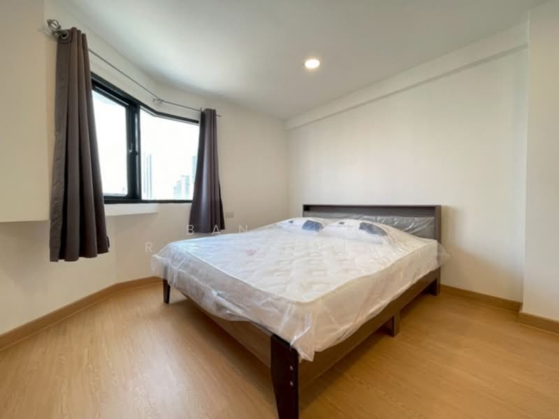 Sukhumvit Park, Bangkok, 27 Soi Sukhumvit 10, Khlong Toei, Khlong Toei, Bangkok, 3 Bedrooms, 105 sqm, Condo For Rent, by Bangkok Residential, 500220340 - DDproperty.com