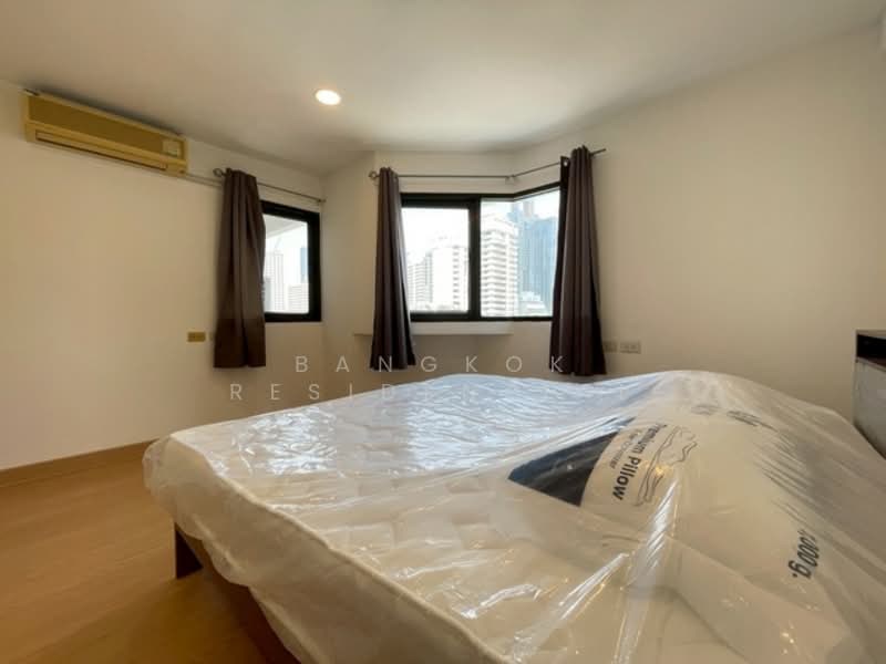 Sukhumvit Park, Bangkok, 27 Soi Sukhumvit 10, Khlong Toei, Khlong Toei, Bangkok, 3 Bedrooms, 105 sqm, Condo For Rent, by Bangkok Residential, 500220340 - DDproperty.com