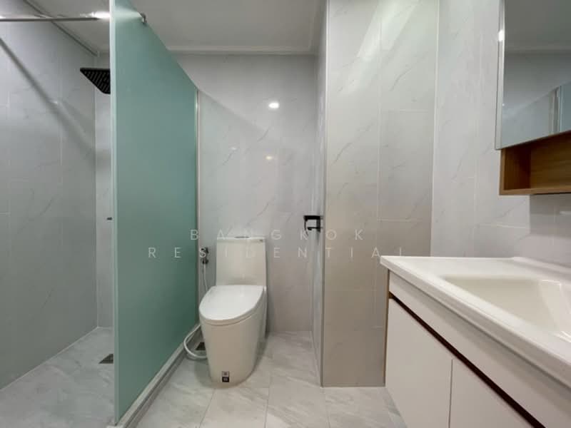 Sukhumvit Park, Bangkok, 27 Soi Sukhumvit 10, Khlong Toei, Khlong Toei, Bangkok, 3 Bedrooms, 105 sqm, Condo For Rent, by Bangkok Residential, 500220340 - DDproperty.com