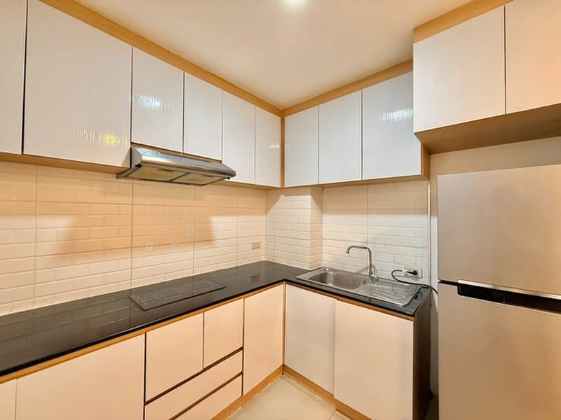 Sukhumvit Park, Bangkok, 27 Soi Sukhumvit 10, Khlong Toei, Bangkok, 3 Bedrooms, 105 sqm, Condo For Rent, by Bangkok Residential, 500220340 - DDproperty.com