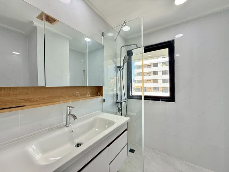 Sukhumvit Park, Bangkok, 27 Soi Sukhumvit 10, Khlong Toei, Bangkok, 3 Bedrooms, 105 sqm, Condo For Rent, by Bangkok Residential, 500220340 - DDproperty.com
