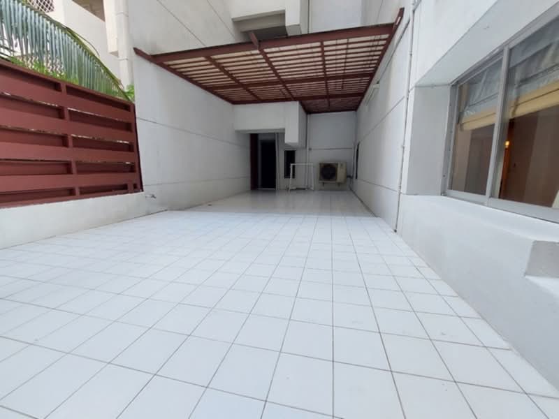 Esmeralda Apartments : เอสเมอรัลด้า อพาร์ทเม้นท์, กรุงเทพ, ซอยงามดูพลี ถนนพระราม 4, ทุ่งมหาเมฆ, สาทร, กรุงเทพ, 250 ตร.ม., อพาร์ทเมนท์ ให้เช่า, โดย Bangkok Residential, 500220349 - DDproperty.com