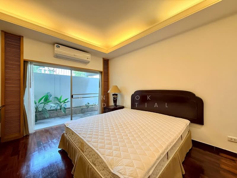 Esmeralda Apartments : เอสเมอรัลด้า อพาร์ทเม้นท์, กรุงเทพ, ซอยงามดูพลี ถนนพระราม 4, ทุ่งมหาเมฆ, สาทร, กรุงเทพ, 250 ตร.ม., อพาร์ทเมนท์ ให้เช่า, โดย Bangkok Residential, 500220349 - DDproperty.com