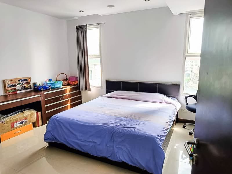 La Royale Beach, Chon Buri (Pattaya), 335 253-254, Na Chom Thian, Sattahip, Chon Buri (Pattaya), 2 Bedrooms, 106 sqm, Condo For Sale, by PLC real estate, 500220354 - DDproperty.com