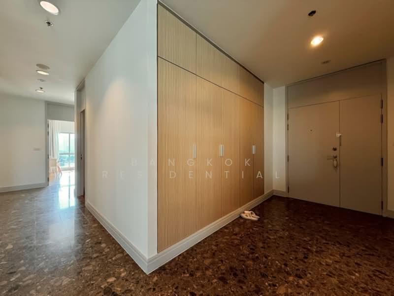 Royal Residence Park, Bangkok, 99 Royal Resident Park Lumphini, Lumphini, Pathum Wan, Bangkok, 3 Bedrooms, 230 sqm, Apartment For Rent, by Bangkok Residential, 500220358 - DDproperty.com