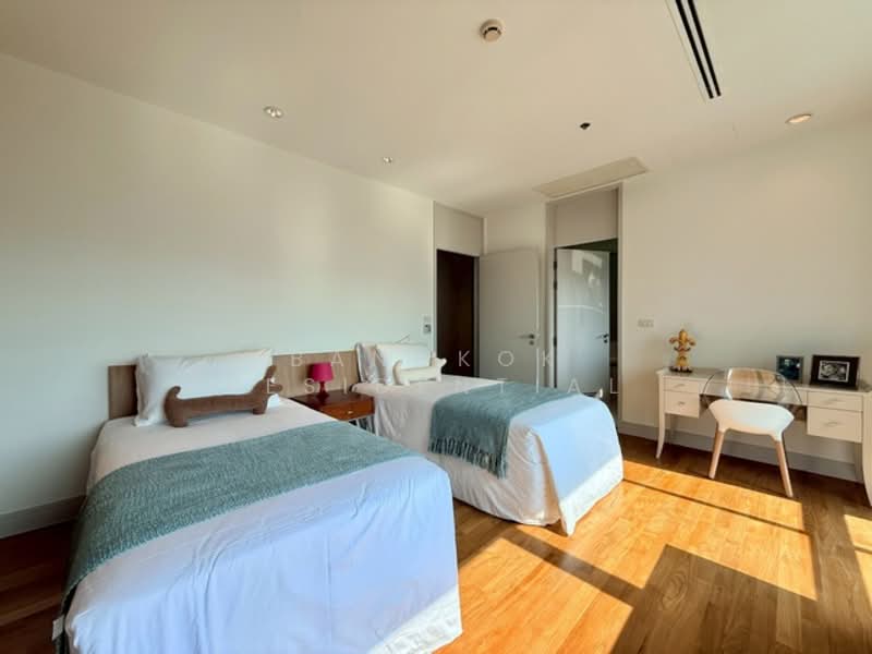 Royal Residence Park, Bangkok, 99 Royal Resident Park Lumphini, Lumphini, Pathum Wan, Bangkok, 3 Bedrooms, 230 sqm, Apartment For Rent, by Bangkok Residential, 500220358 - DDproperty.com