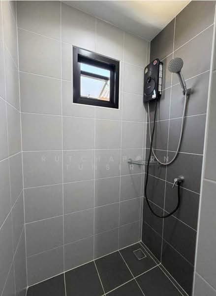 บ้านในโครงการ ให้เช่า – ใกล้มหาวิทยาลัยพายัพ เพียง 10 นาที ค่าเช่า 28,000 บาท / เดือน No.6H335, Chiang Mai, San Klang, San Kamphaeng, Chiang Mai, 5 Bedrooms, 150 sqm, Single Detached House For Rent, by Rutchaporn Tunsiri, 500220365 - DDproperty.com