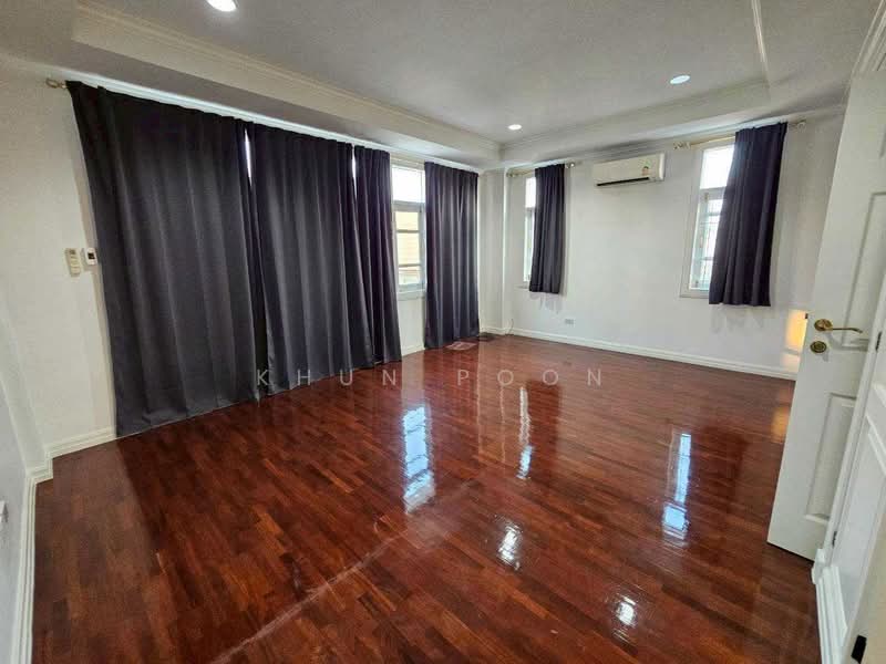 For Rent: Spacious 4-Bedroom Townhome Near BTS On Nut (SPSSR153), Bangkok, สุขุมวิท50, Phra Kanong, Khlong Toei, Bangkok, 3 Bedrooms, 250 sqm, Townhouse For Rent, by Khun Poon, 500220370 - DDproperty.com