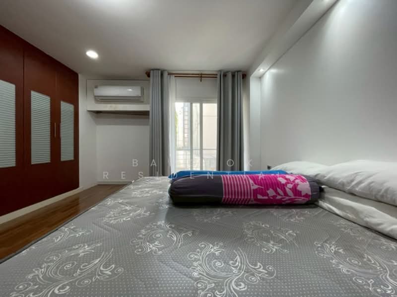 JJ Mansion, Bangkok, 24 Soi Sukhumvit 11, Khlongtoei Nua, Watthana, Bangkok, 3 Bedrooms, 200 sqm, Apartment For Rent, by Bangkok Residential, 500220372 - DDproperty.com