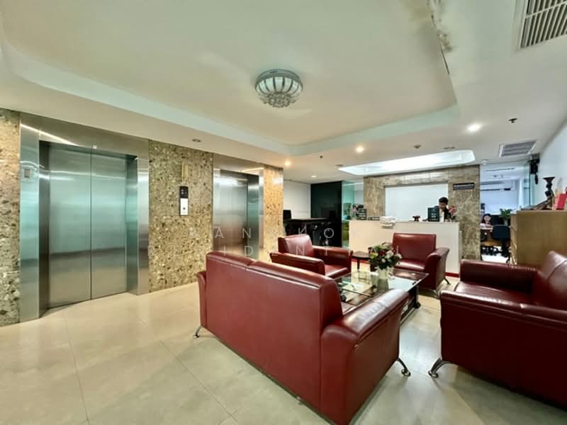 JJ Mansion, Bangkok, 24 Soi Sukhumvit 11, Khlongtoei Nua, Watthana, Bangkok, 3 Bedrooms, 200 sqm, Apartment For Rent, by Bangkok Residential, 500220372 - DDproperty.com